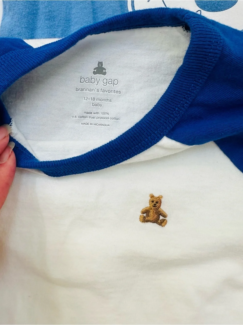 GAP long sleeve t shirt bundle of 4 12-18 mo